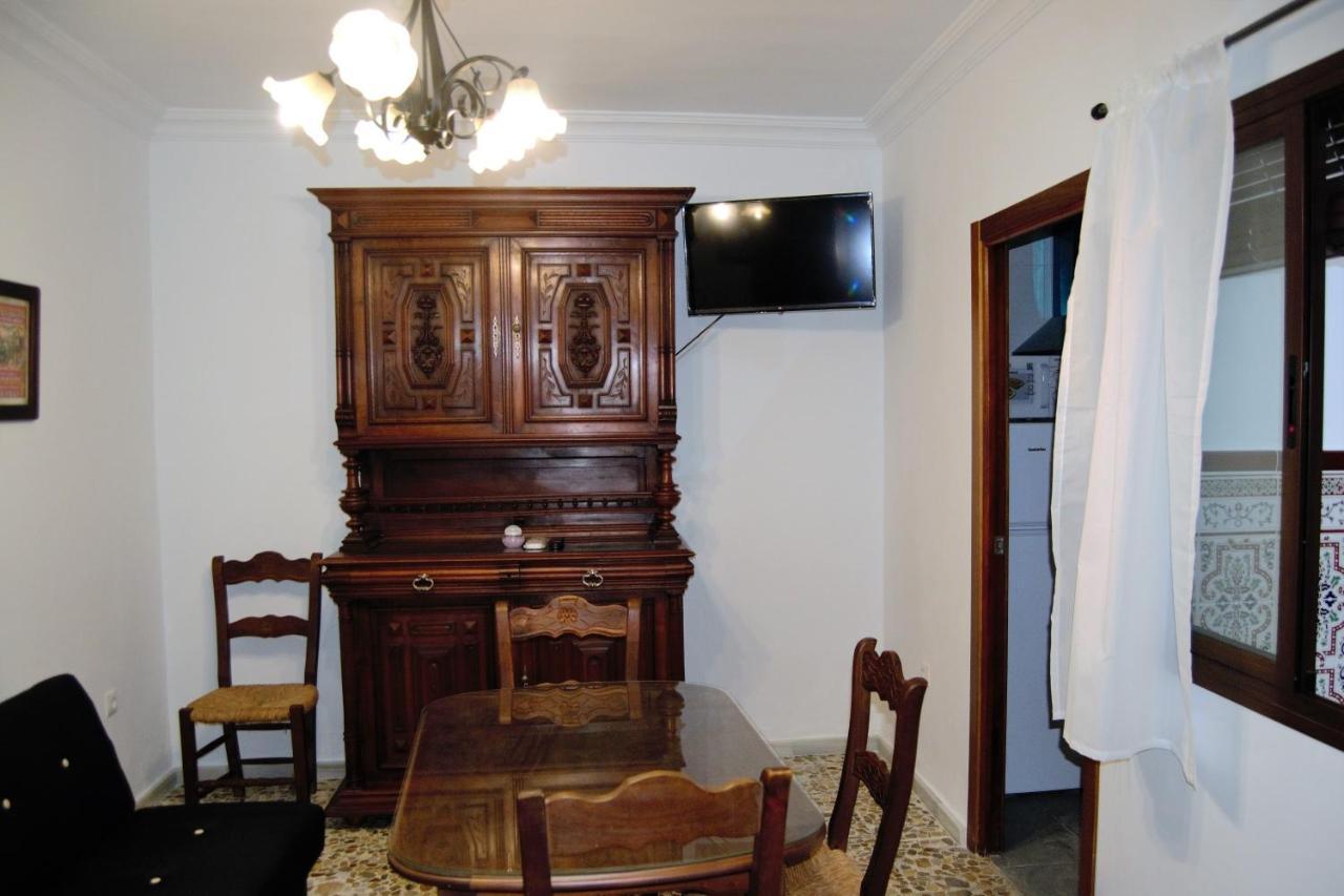 Apartamento Doble Vacacional Carmona Bagian luar foto